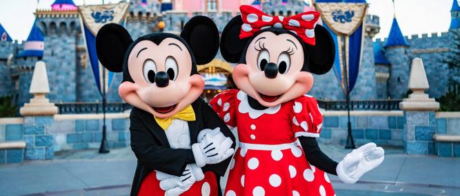 New Minnie Mouse Jogger Pants Sprint into Disneyland Resort - WDW